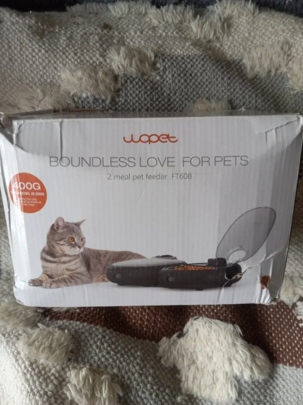 Pet feeder 2 for 1 price new